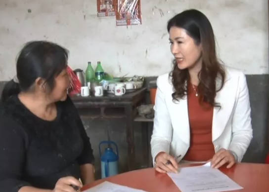 “扶贫一直在路上” 她被评为湖南省“百名最美扶贫人物”...